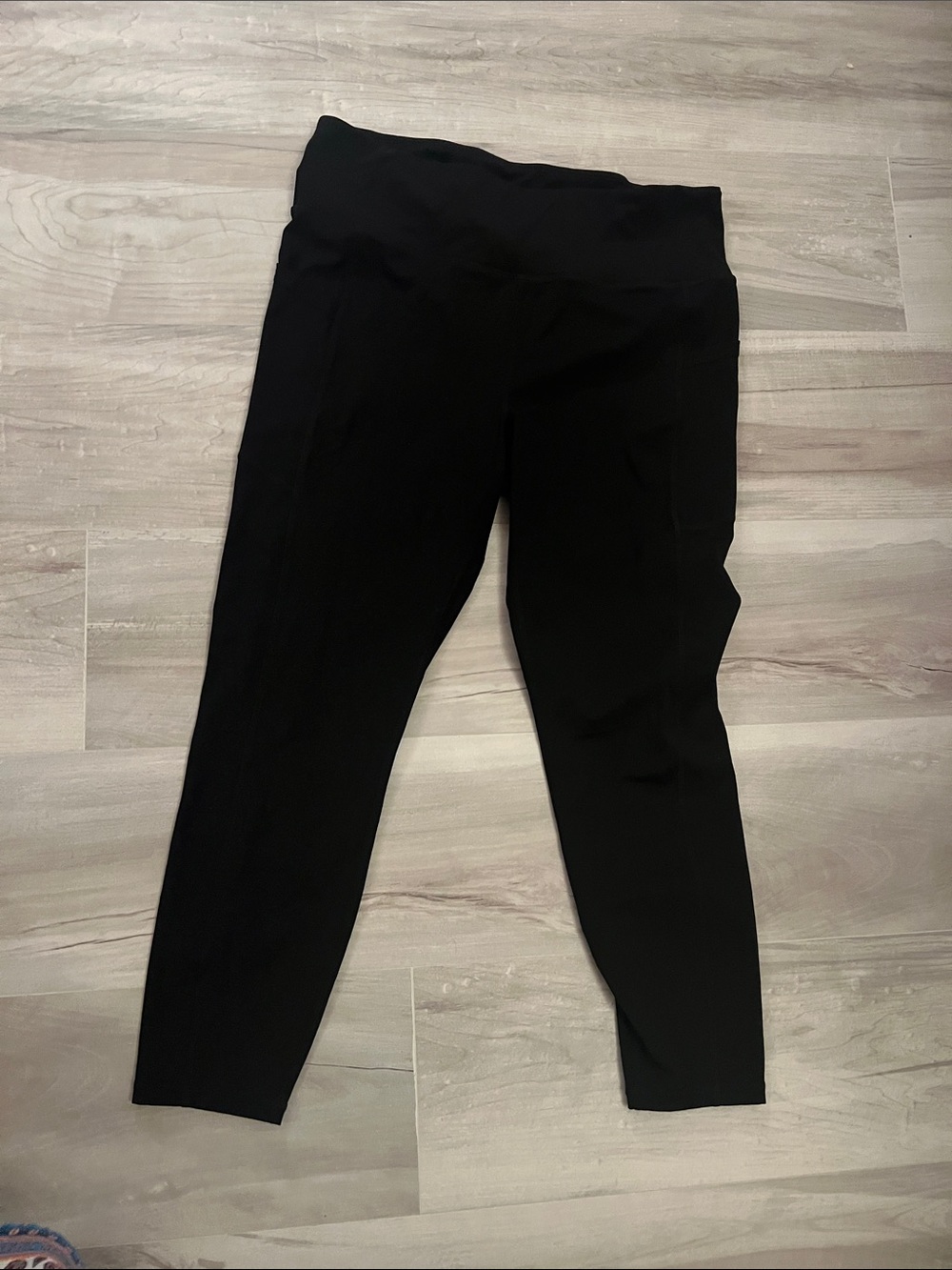 GAIAM Black Logo High-Rise Leggings